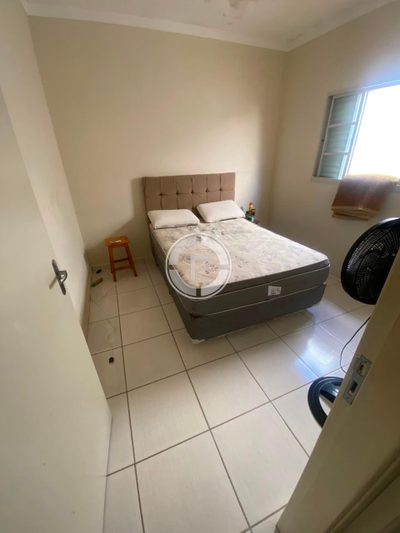 Casa, 2 quartos, 200 m² - Foto 2
