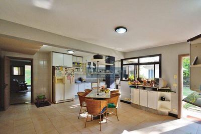 Casa, 4 quartos, 300 m² - Foto 4