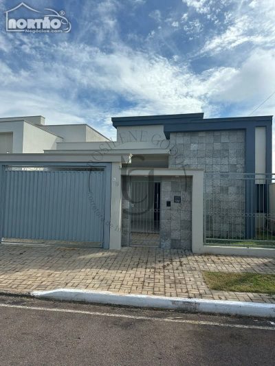 Casa, 4 quartos, 131 m² - Foto 1