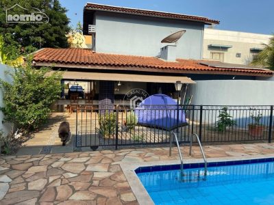 Casa, 4 quartos, 360 m² - Foto 1