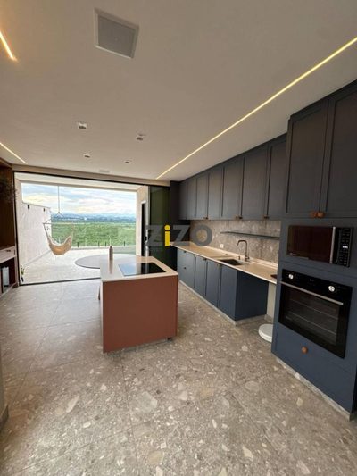 Casa, 3 quartos, 180 m² - Foto 1