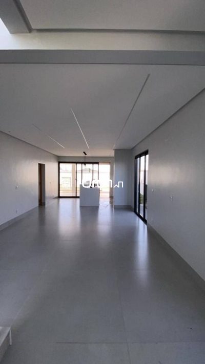 Sobrado, 4 quartos, 223 m² - Foto 3