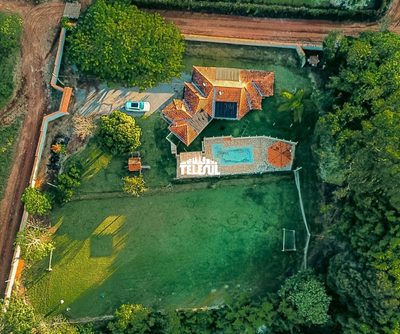 Sítio, 3 quartos, 4100 m² - Foto 1
