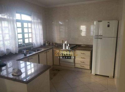 Sobrado, 4 quartos, 253 m² - Foto 4