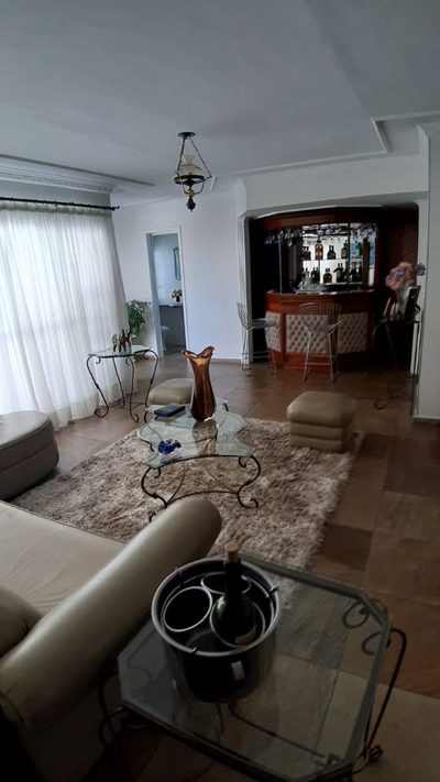 Apartamento, 3 quartos, 220 m² - Foto 3