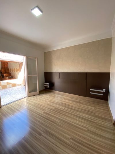 Casa, 3 quartos, 190 m² - Foto 2