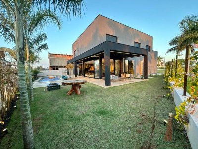 Sobrado, 5 quartos, 450 m² - Foto 1