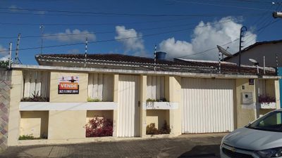 Casa, 3 quartos, 216 m² - Foto 2