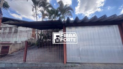Casa, 3 quartos, 174 m² - Foto 1