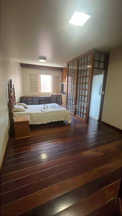 Casa, 4 quartos, 360 m² - Foto 1