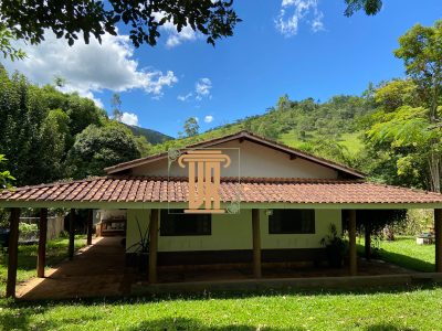Sítio, 2 quartos, 2500 m² - Foto 1