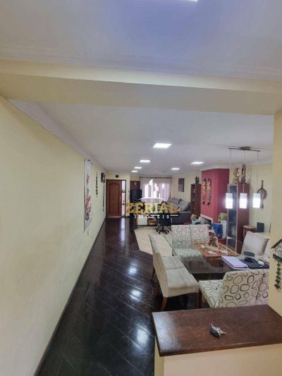 Sobrado, 3 quartos, 330 m² - Foto 2