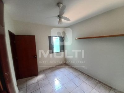 Casa, 3 quartos, 220 m² - Foto 2