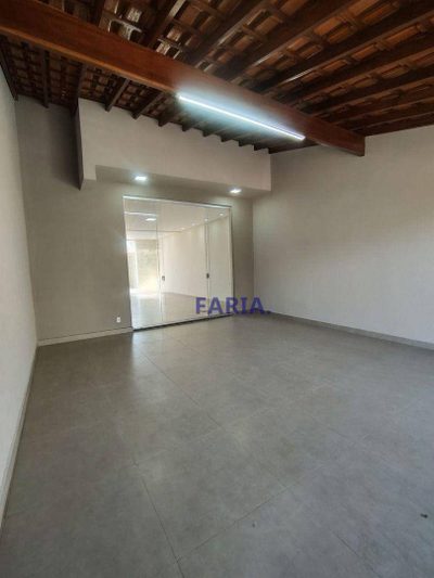 Casa, 3 quartos, 125 m² - Foto 1