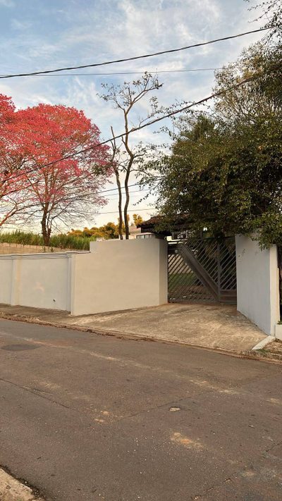 Chácara, 4 quartos, 2000 m² - Foto 1