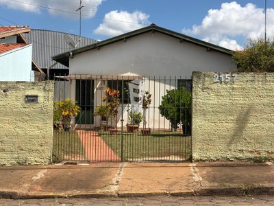 Casa, 2 quartos, 250 m² - Foto 1