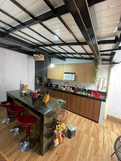 Casa, 3 quartos, 210 m² - Foto 3