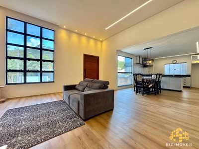 Casa, 3 quartos, 200 m² - Foto 1