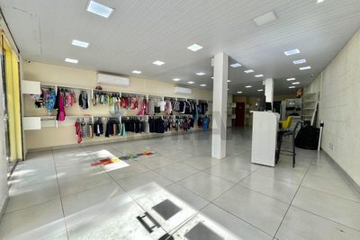 Casa, 2 quartos, 331 m² - Foto 4