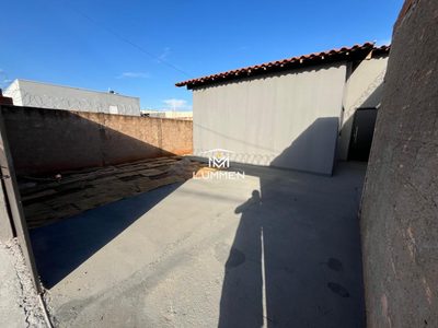 Casa, 2 quartos, 200 m² - Foto 2
