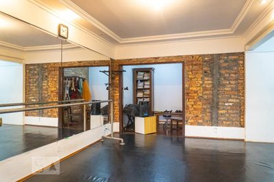 Casa, 4 quartos, 230 m² - Foto 2