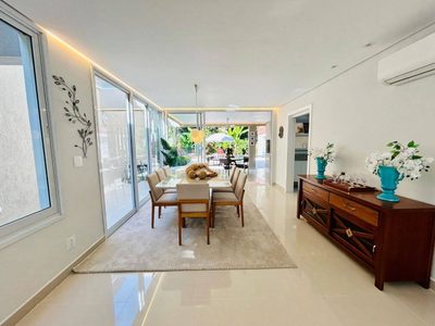 Casa, 5 quartos, 285 m² - Foto 4