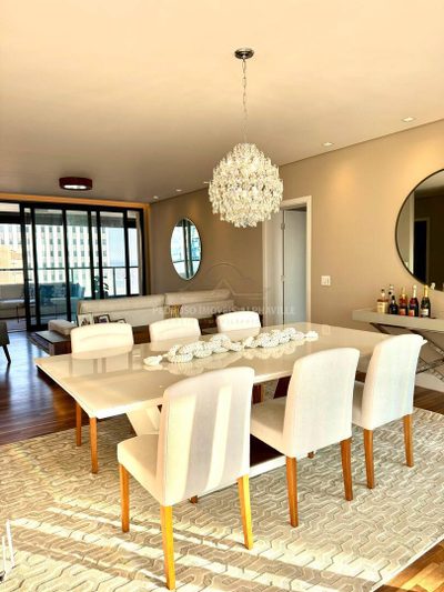 Apartamento, 4 quartos, 281 m² - Foto 1