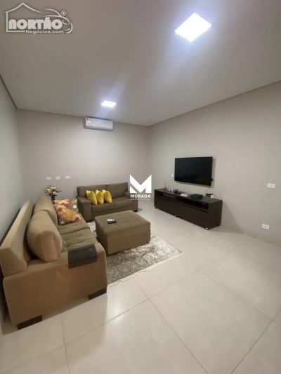 Casa, 3 quartos, 204 m² - Foto 4
