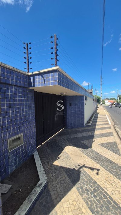 Casa, 4 quartos, 250 m² - Foto 3