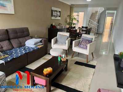 Casa, 3 quartos, 232 m² - Foto 1