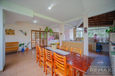 Casa, 3 quartos, 270 m² - Foto 2