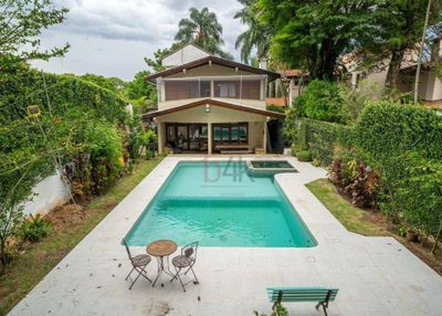 Casa, 4 quartos, 357 m² - Foto 1