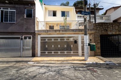 Casa, 3 quartos, 201 m² - Foto 1