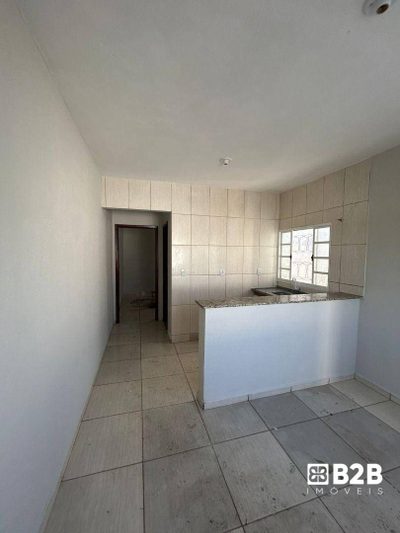 Casa, 1 quarto, 32 m² - Foto 1