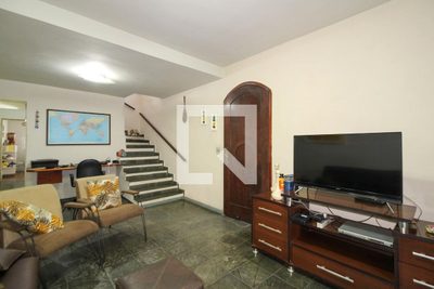 Casa, 3 quartos, 148 m² - Foto 1