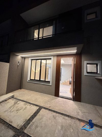 Sobrado, 4 quartos, 184 m² - Foto 1