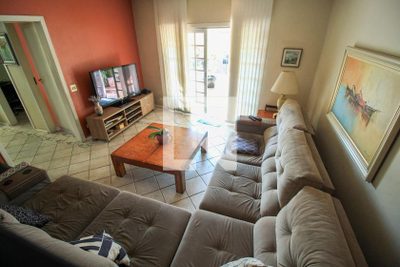 Casa, 3 quartos, 360 m² - Foto 1