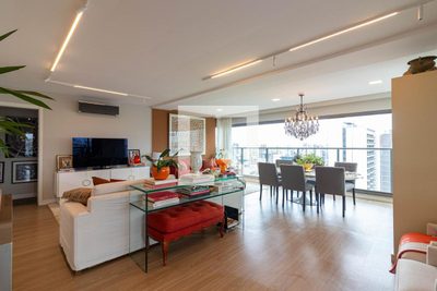 Apartamento, 3 quartos, 170 m² - Foto 1