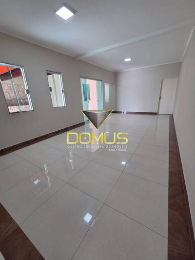 Casa, 3 quartos, 178 m² - Foto 1