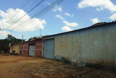 Casa, 2 quartos, 300 m² - Foto 1