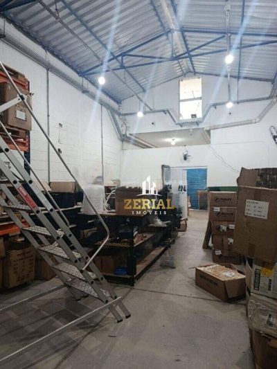 Depósito-Galpão, 161 m² - Foto 1