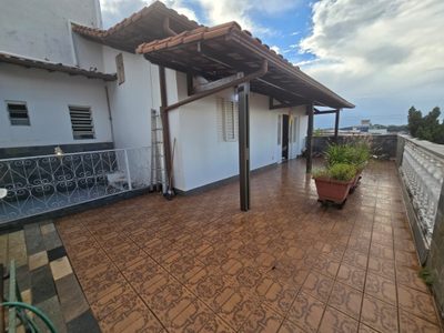 Casa, 5 quartos, 360 m² - Foto 1