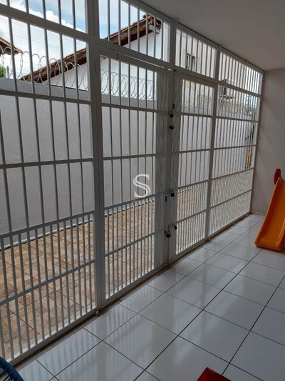 Casa, 4 quartos, 240 m² - Foto 5