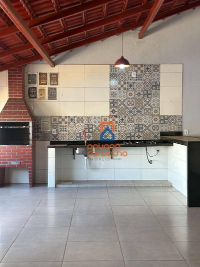 Casa, 3 quartos, 450 m² - Foto 1
