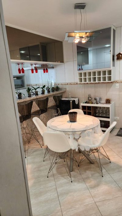 Casa, 3 quartos, 248 m² - Foto 2