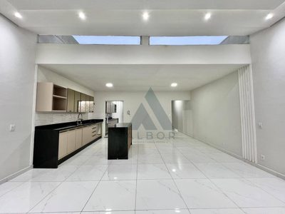 Casa, 2 quartos, 200 m² - Foto 2
