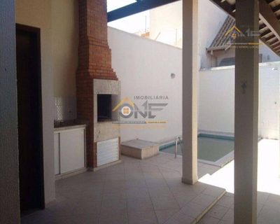 Casa, 3 quartos, 207 m² - Foto 1