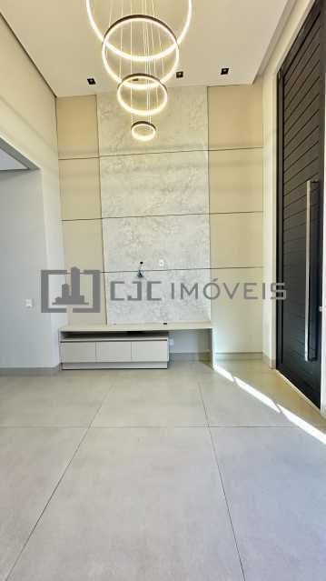 Casa, 3 quartos, 218 m² - Foto 2