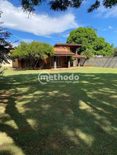 Chácara, 3 quartos, 1287 m² - Foto 2