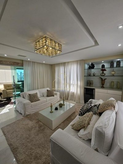 Apartamento, 4 quartos, 225 m² - Foto 1